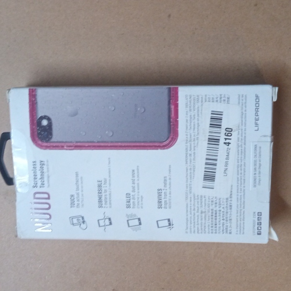 Phone case - Picture 2 of 8